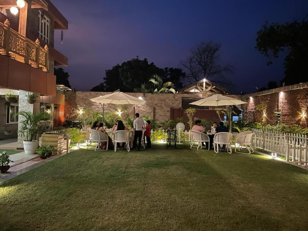 Yashmay Villa Club & Resort Gonda Exterior foto